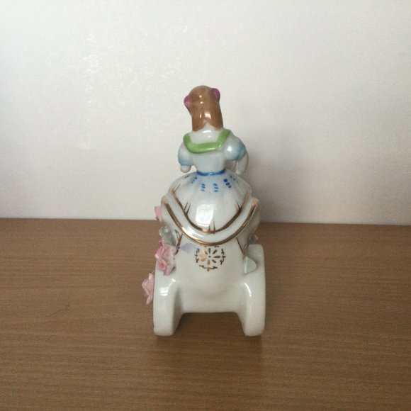 Japanese porcelain figurine wagon shoe children play 3D flowers home decoration - Picture 4 of 6